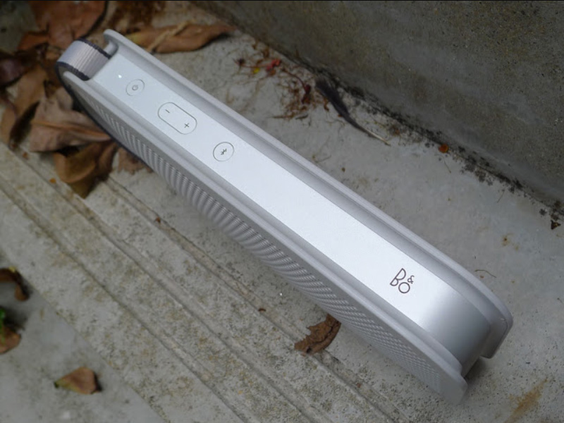 Loa B&O Beoplay A2 Active Chính Hãng-9