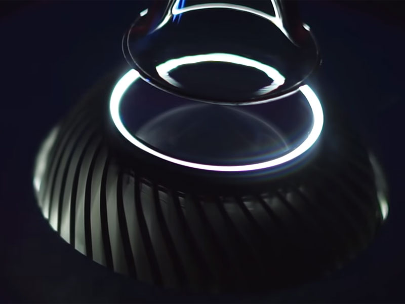 Loa Harman Kardon Aura Studio 2-4