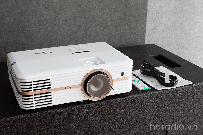 Máy chiếu 4K Optoma UHD51A-12