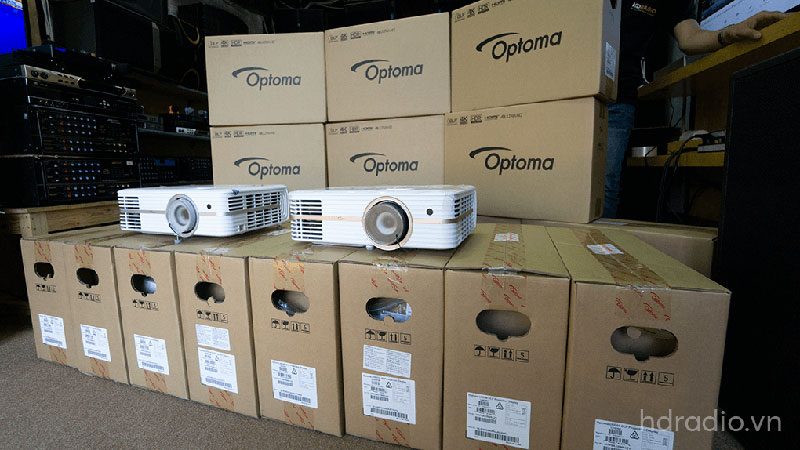 Máy chiếu 4K Optoma UHD51A-10