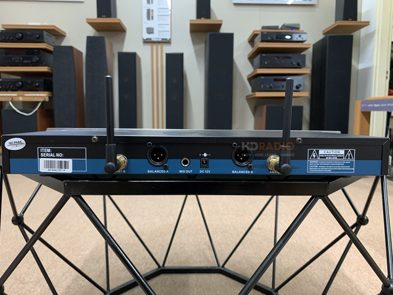 Micro không dây VinaKTV USS 1000 Plus, Dò sóng sạch, Chống hú-6