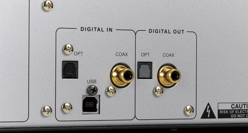 Đầu CD Luxman D-06u-12