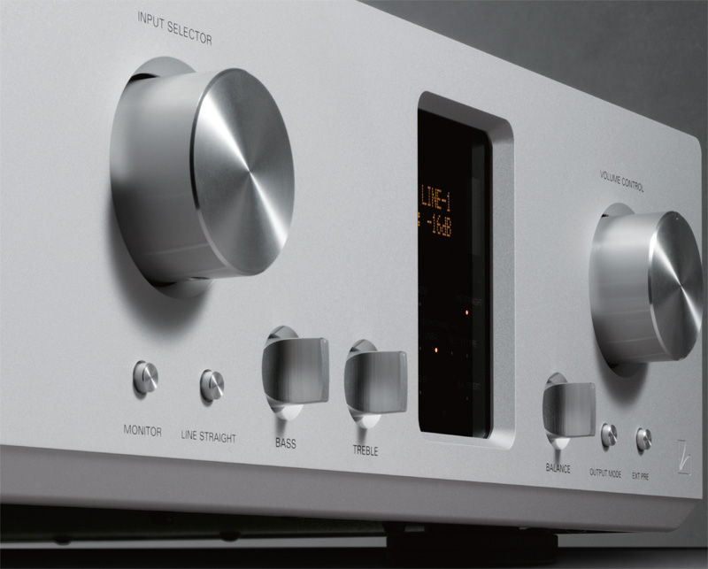 Pre Amply Luxman C700u-13