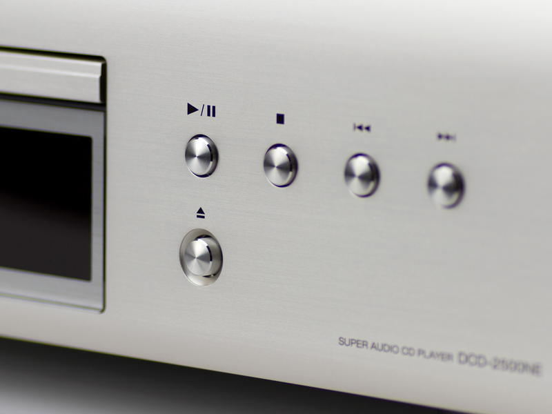 Đầu CD Denon DCD 2500NE-8
