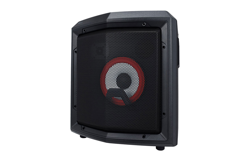 Loa LG XBOOM RL2, Pin 15h, Hỗ trợ karaoke, Bắt sóng FM-1