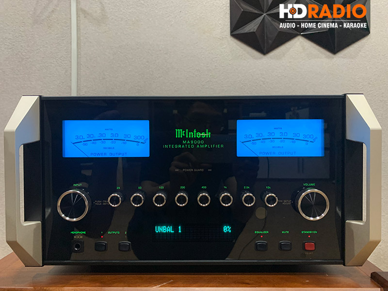 Amply McIntosh MA9000, 2 Kênh, 300W/CH (8 Ohm)-1