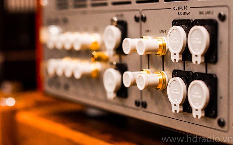 Pre Amply Đèn Luxman CL-1000-6