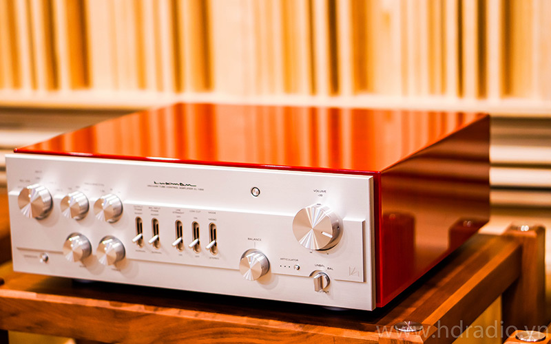 Pre Amply Đèn Luxman CL-1000-7