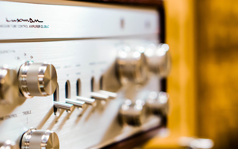 Pre Amply đèn Luxman CL-38uC-8