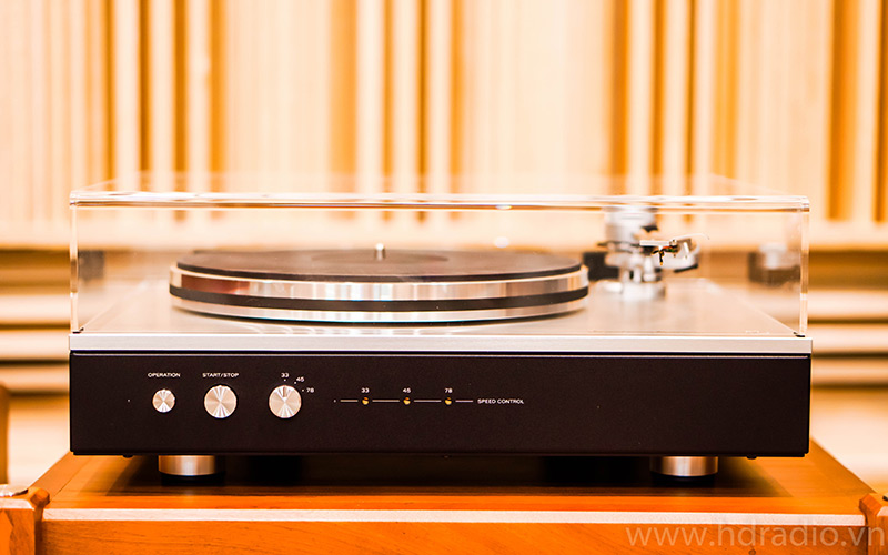 Đầu đĩa than Luxman PD151-4