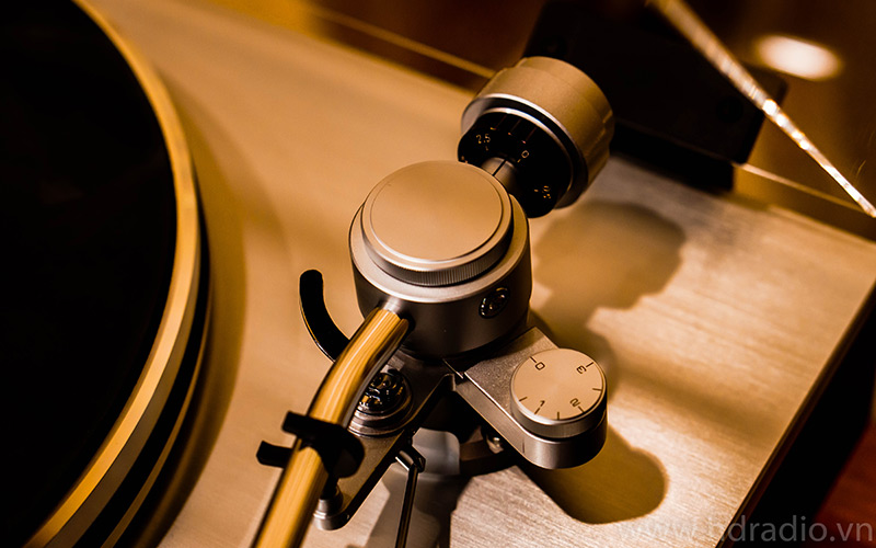 Đầu đĩa than Luxman PD151-10
