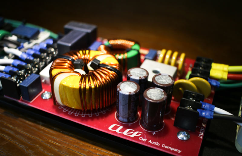 Ổ điện Clef PowerBRIDGE 10-4