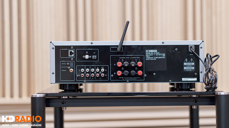 Amply Yamaha R-N402-6