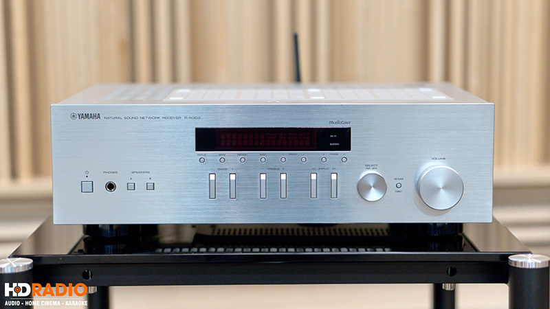 Amply Yamaha R-N303-1