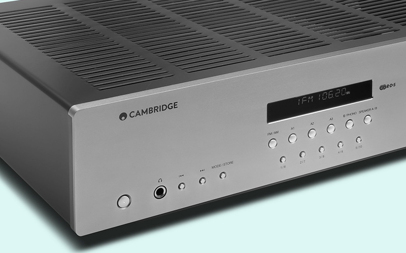 Amply Cambridge Audio AXR85-6