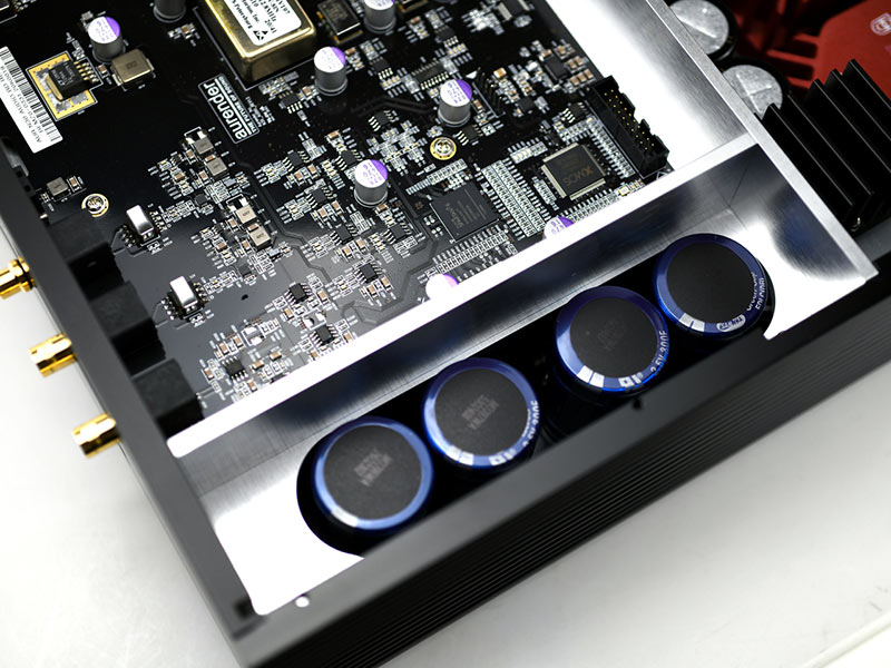 Music Server Aurender N20, Hỗ trợ quản lý nhạc số, LAN-8