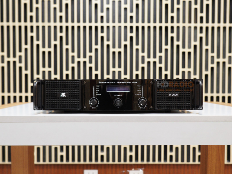 Cục công suất JKAudio H2600 Cục công suất JKAudio H2600, 600W x 2 Kênh, Class H
