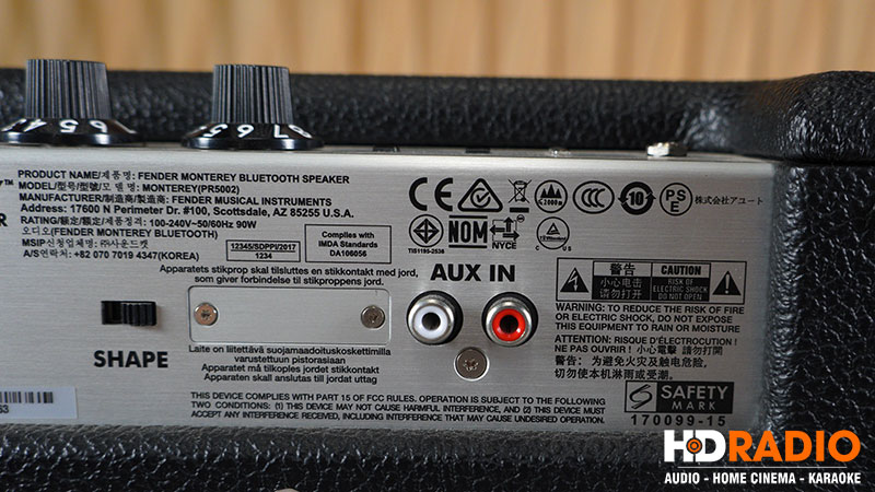 Loa Fender Monterey-7