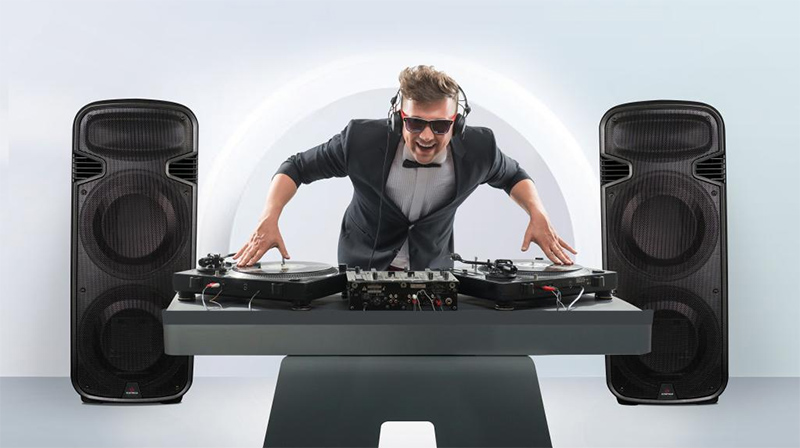 Loa Sumico on the go 215-2