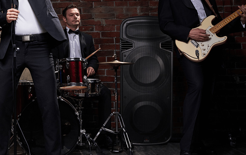 Loa Sumico on the go 215-9