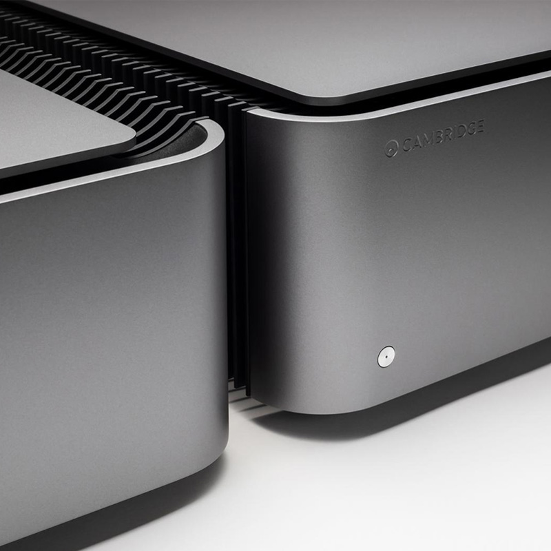 Mono power amply Cambridge Audio Edge M-2