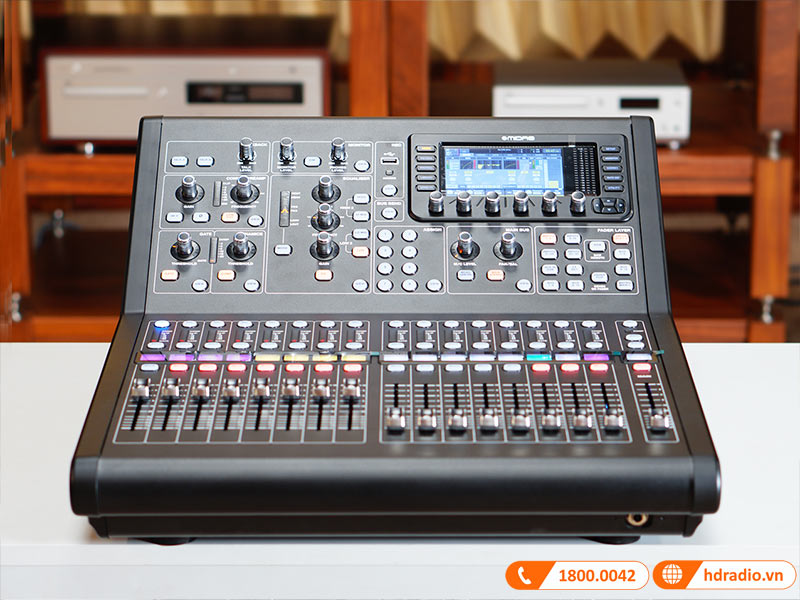 Bàn mixer Midas M32R-1