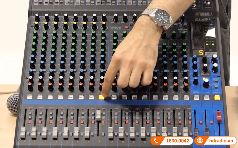 Bàn Mixer Yamaha MG20XU, 20 Kênh, Analog-6