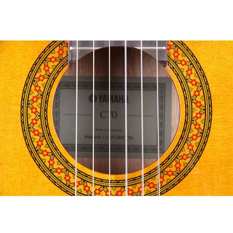 Đàn Guitar Yamaha C70, Classic Guitar-2