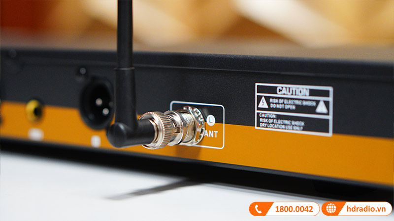 Micro Không Dây Baiervires BS970, Cảm biến tự ngắt, Dò sóng sạch-10