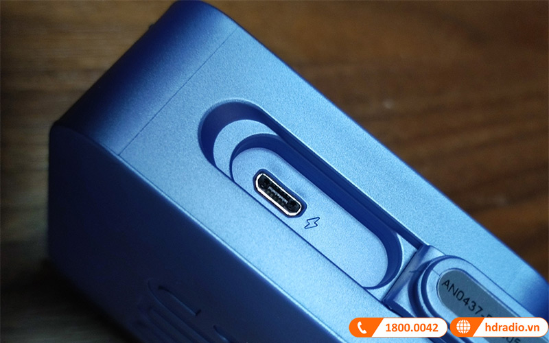 Loa JBL Go Essential-7