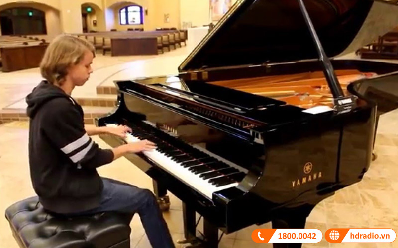 Đàn Piano Yamaha CFX-25