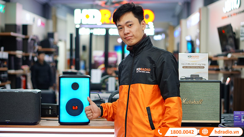 Loa Monster Sparkle Công suất 60W, LED đẹp, Bluetooth, AUX, IPX5, Pin 12h-10