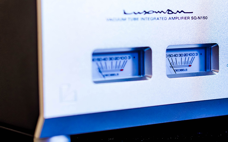 Amply đèn Luxman SQ-N150-32