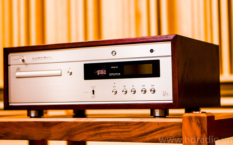 Đầu CD Luxman D-380-16