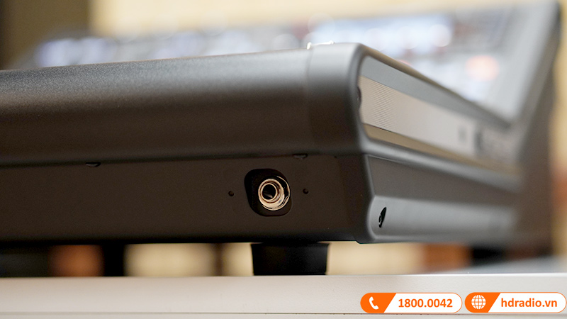 Bàn mixer Midas M32R Live Bundle, 40 kênh Digital-23