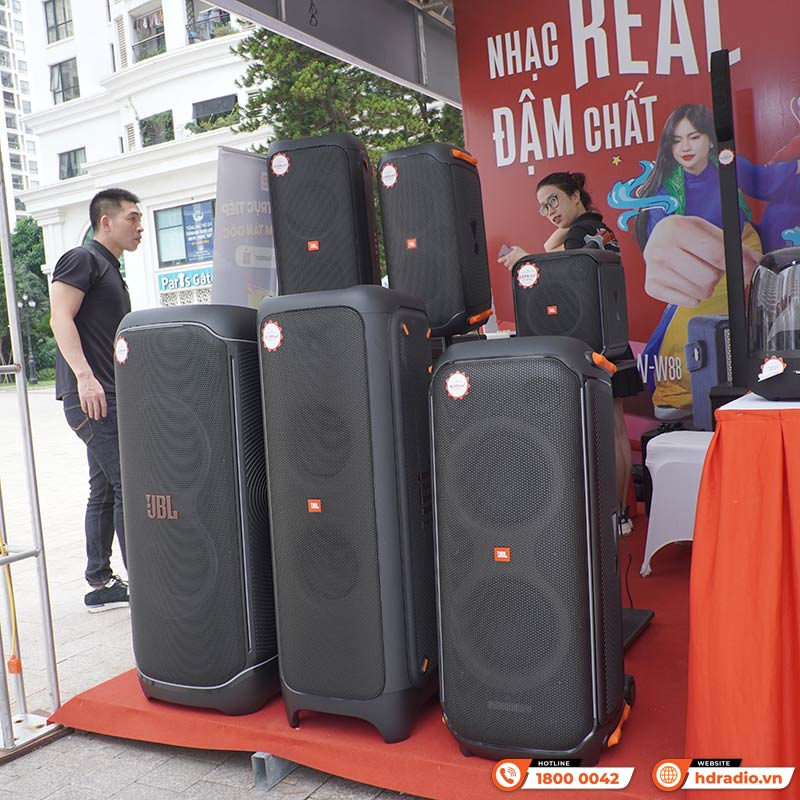 Không gian gian hàng tại hội chợ của HDRadio