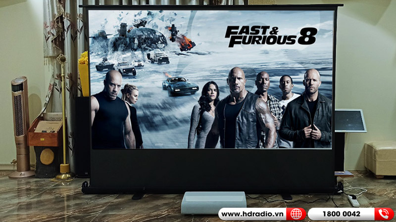 ung dung may chieu sieu gan 4k samsung lsp7t 6