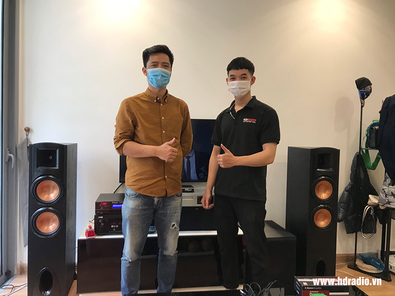 Hoàn thiện dàn nghe nhạc, hát karaoke nhẹ của anh Nguyên ở Hà Nội (Loa Klipsch Synergy Black Label F300,  Amply Boston Acoustic Ba-300, Micro có dây Boston Acoustic Bam1)