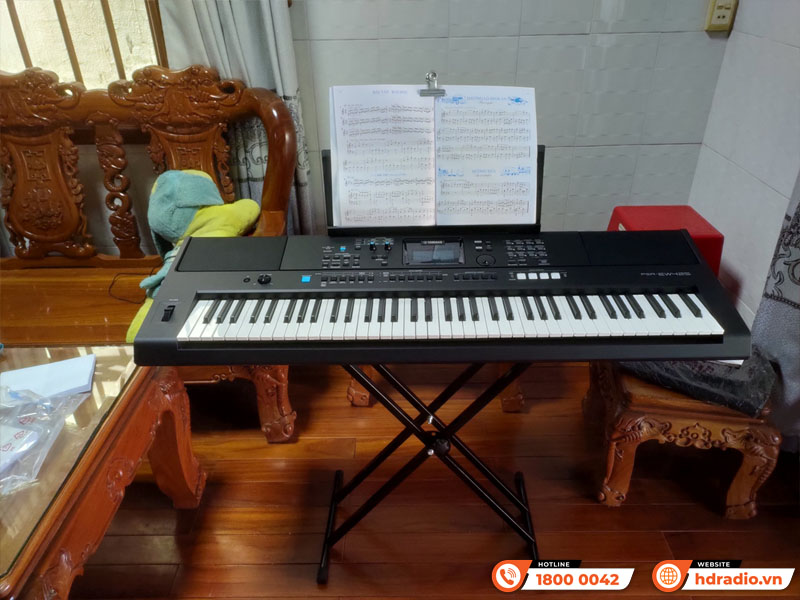 Bàn giao đàn organ Yamaha PSR-EW425 gần 11tr cho anh Tấn Bàn giao đàn organ Yamaha PSR-EW425 gần 11tr cho anh Tấn