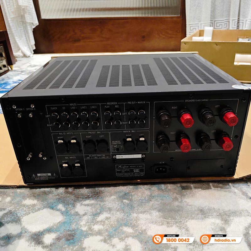 Amply Accuphase E-5000 tại nhà anh Vinh