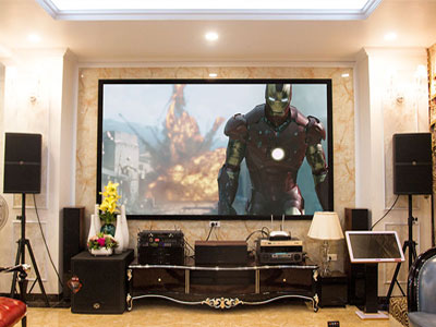 Phòng phim gia đình kết hợp karaoke tại nhà khách hàng ở Đền Lừ, Hà Nội