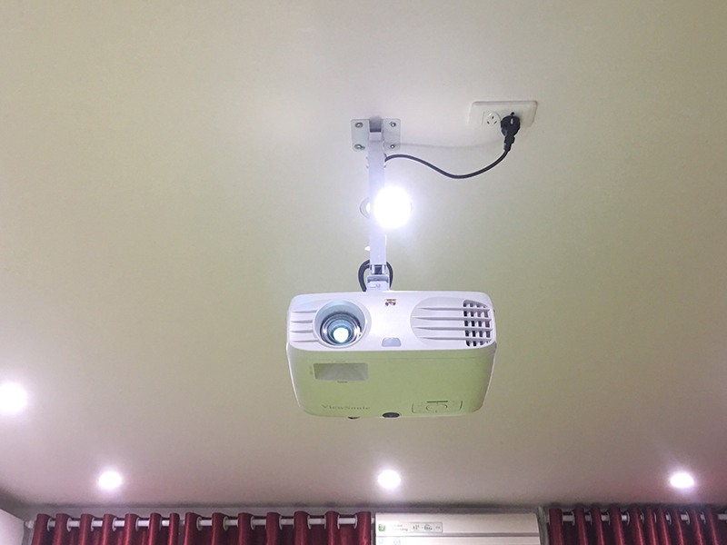 lap-dat-phong-chieu-phim-cho-chi-hong-tai-quan-hoang-mai-ha-noi-7