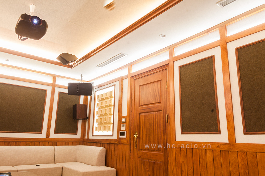 Công trình phòng phim gia đình