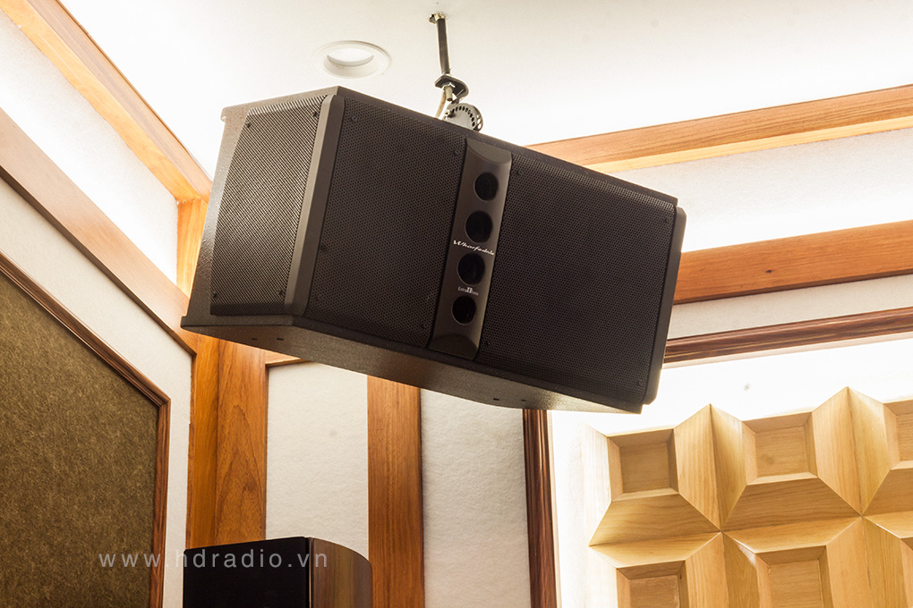 Công trình phòng phim gia đình