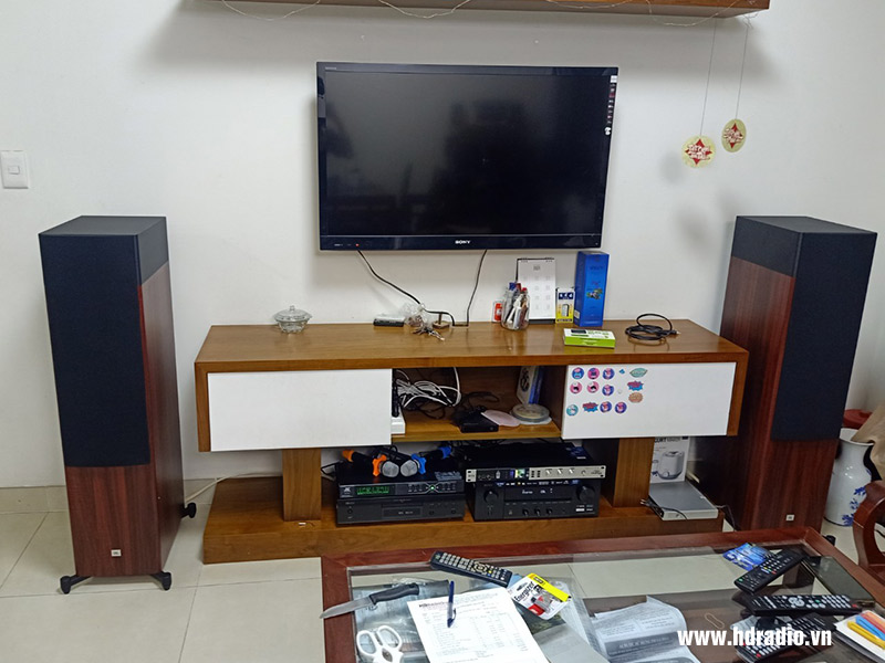 Lắp dàn nghe nhạc hát karaoke nhạc vàng hay cho chú Thường ở Q2 (Loa JBL Stage A190, Amply Denon DRA-800H, Đầu CD Denon DCD 800NE, Micro không dây JKAudio B3 Plus, Vang số Himedia H10)