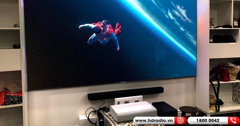 cong trinh lap dat may chieu 4k samsung lsp9t