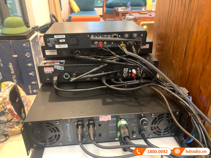 Lắp dàn karaoke hdr86 kết hợp đầu màn vietk 131tr cho anh hải Lắp dàn karaoke hdr86 kết hợp đầu màn vietk 131tr cho anh hải