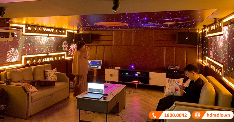 Lắp dàn Karaoke Cao Cấp trị giá gần 150 triệu đồng cho chị Huyền ở Quận 7, Hồ Chí Minh (Wharfedale ANGLO E312, AX15B, CPD 2600, VietK 22 Inch, 4K Plus 6TB, Soundcraft EFX8, JKaudio X9000 Pro, B9, KIWI S803A)