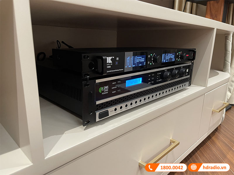 cục đẩy liền vang Kiwi PD8000 trong bộ dàn karaoke của anh Đạt