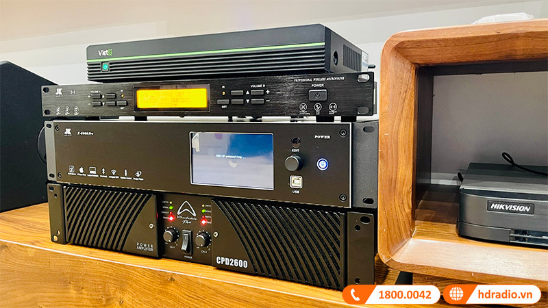 micro không dây B9, Vang số X9900 Pro, đầu VietK Pro 4TB micro không dây B9, Vang số X9900 Pro, đầu VietK Pro 4TB